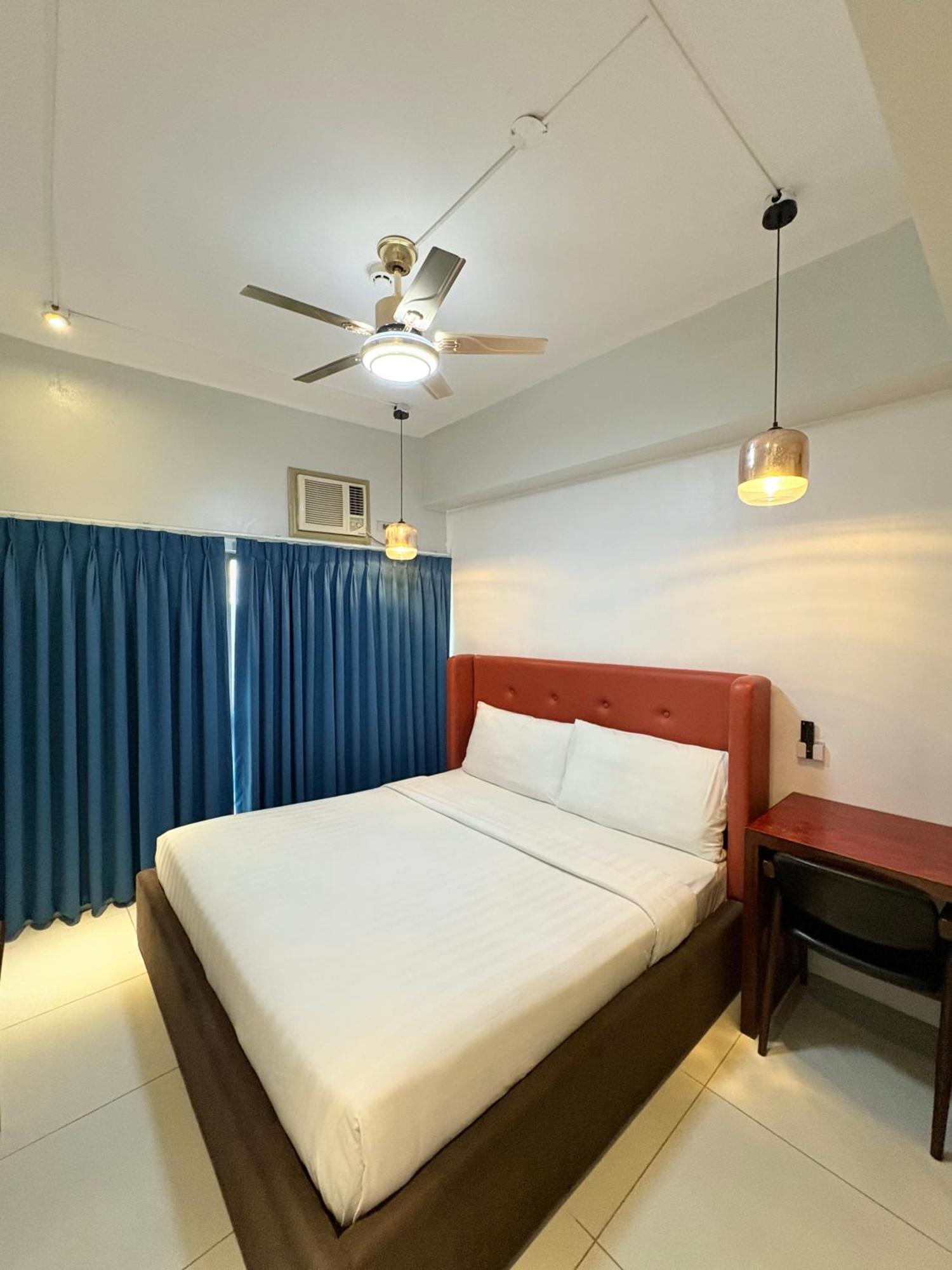 Pacific Park Hotel Quezon City Εξωτερικό φωτογραφία