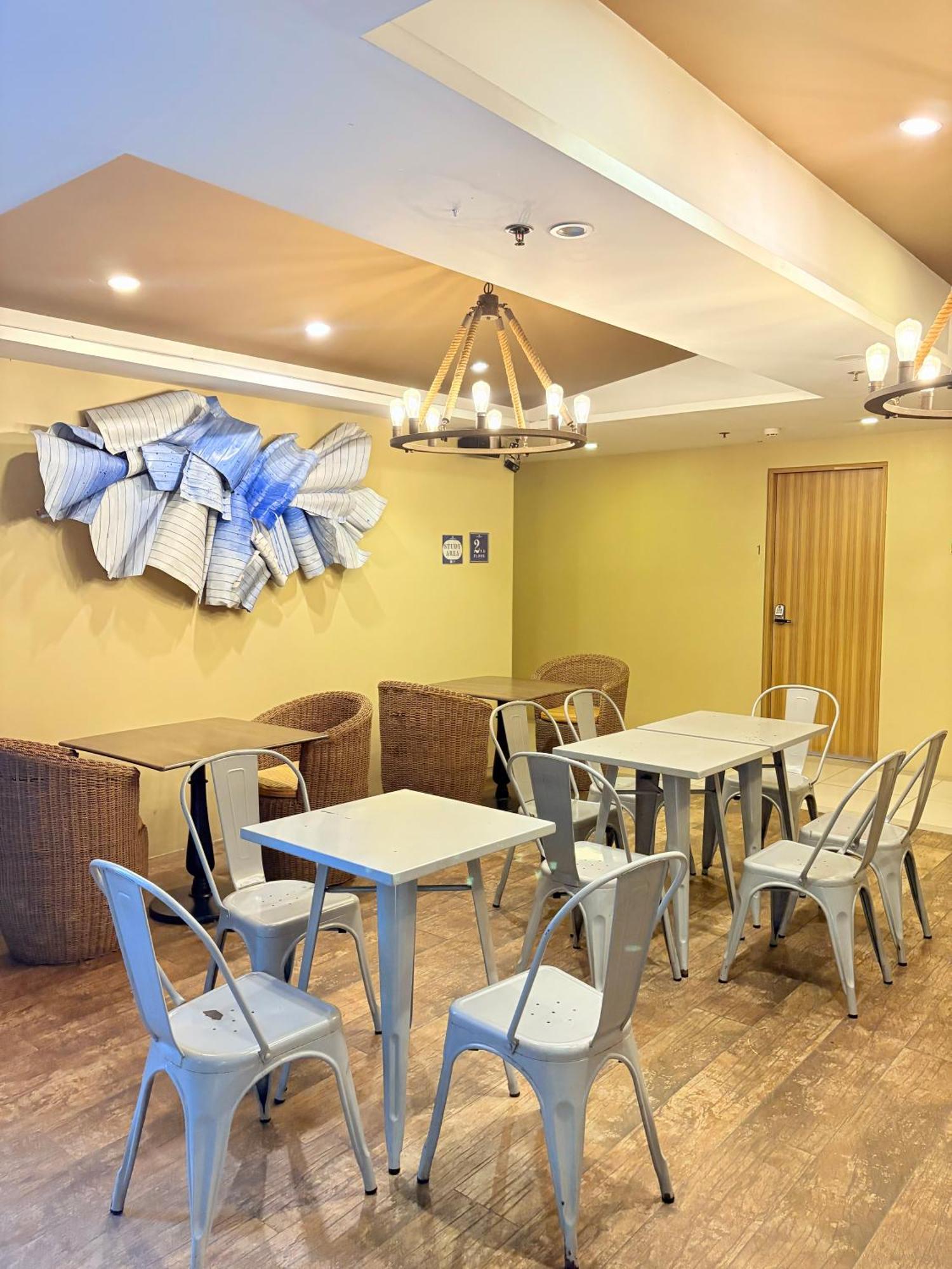 Pacific Park Hotel Quezon City Εξωτερικό φωτογραφία