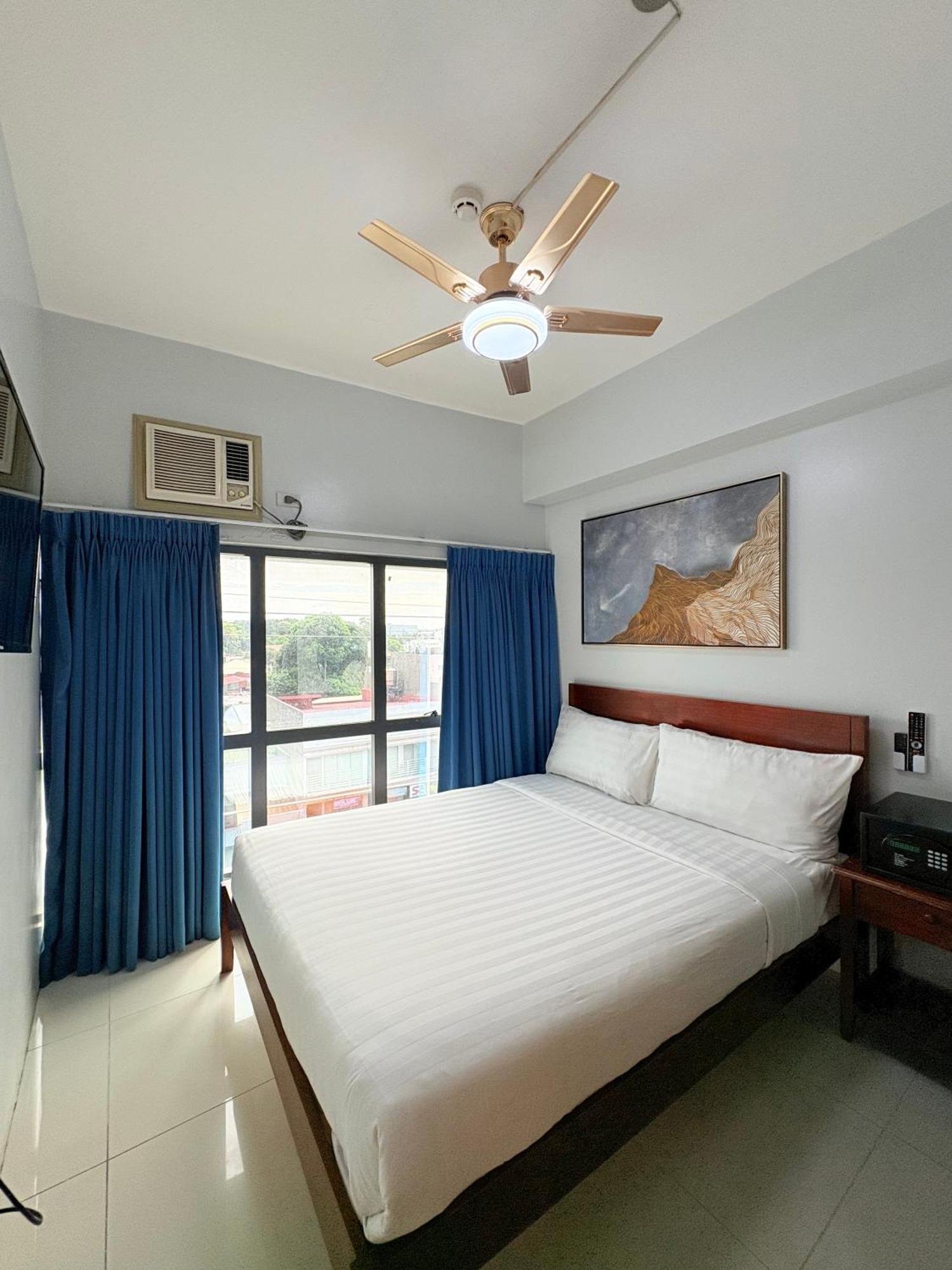 Pacific Park Hotel Quezon City Εξωτερικό φωτογραφία